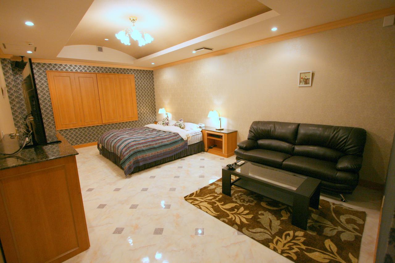 Hotel Sari Resort Takinoyashiro (Adults Only) Kato  Exterior photo